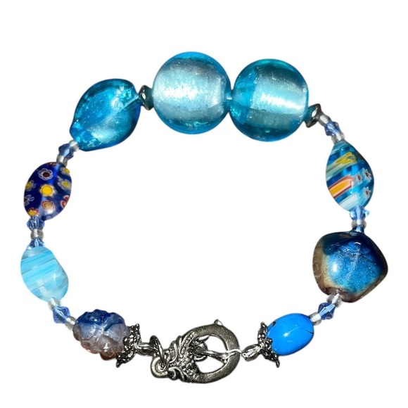 Handmade Elegant Blue Beaded Bracelet - Picture 3 of 3